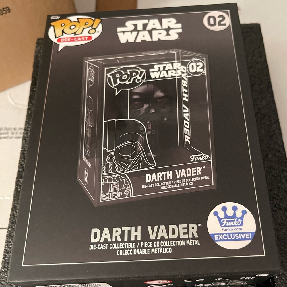 Funko Pop! Die-Cast Star Wars DARTH VADER #02 Funko Shop Exclusive Black - Picture 2 of 8